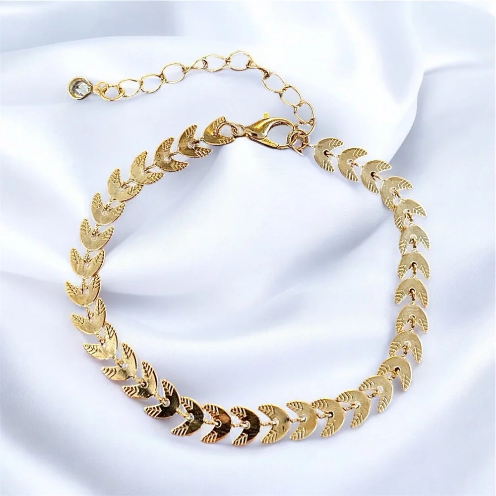 14k gold plated 6.5 inch bracelet with 2 inch extender women’s bracelet - Picture 2 of 5